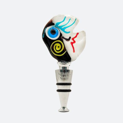 Un tappo per bottiglia artistico in vetro di Murano, modellato a mano con tecnica a lume e ispirato all’arte di Picasso. Un oggetto funzionale che diventa decorazione.